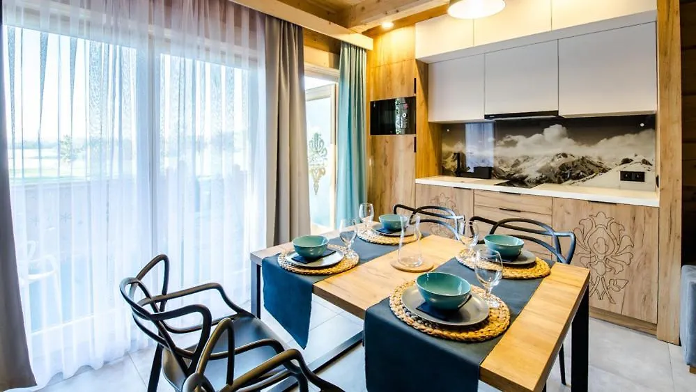 Skansen Holiday Cholerzyn Bed & Breakfast
